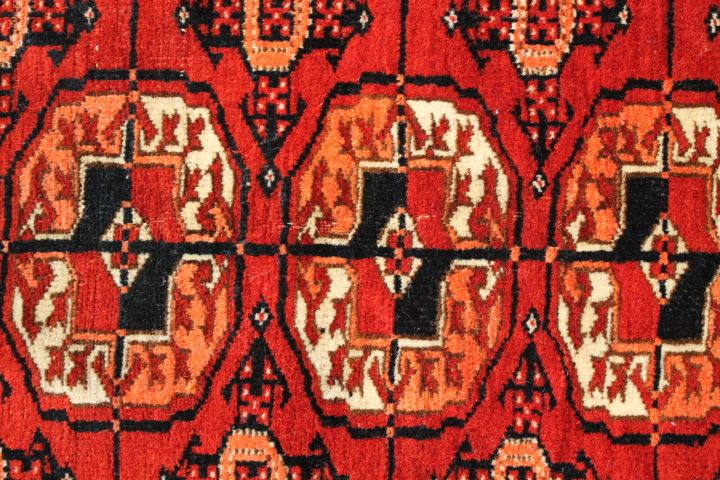 Antique Tekke rug