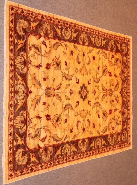 New Mahal rug
