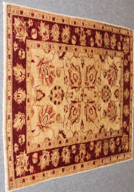 New Sultan Abad rug