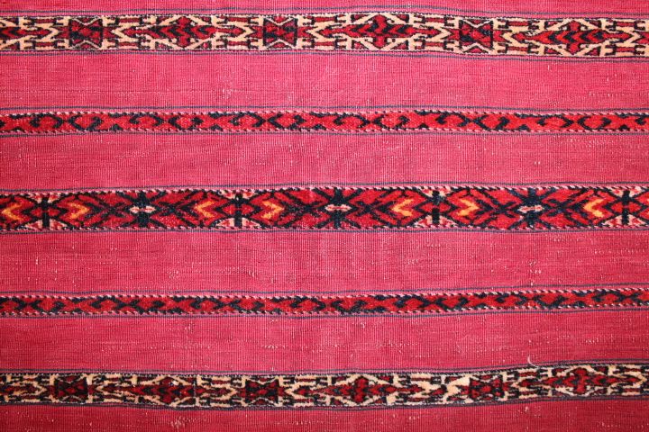 Antique Tekke juval
