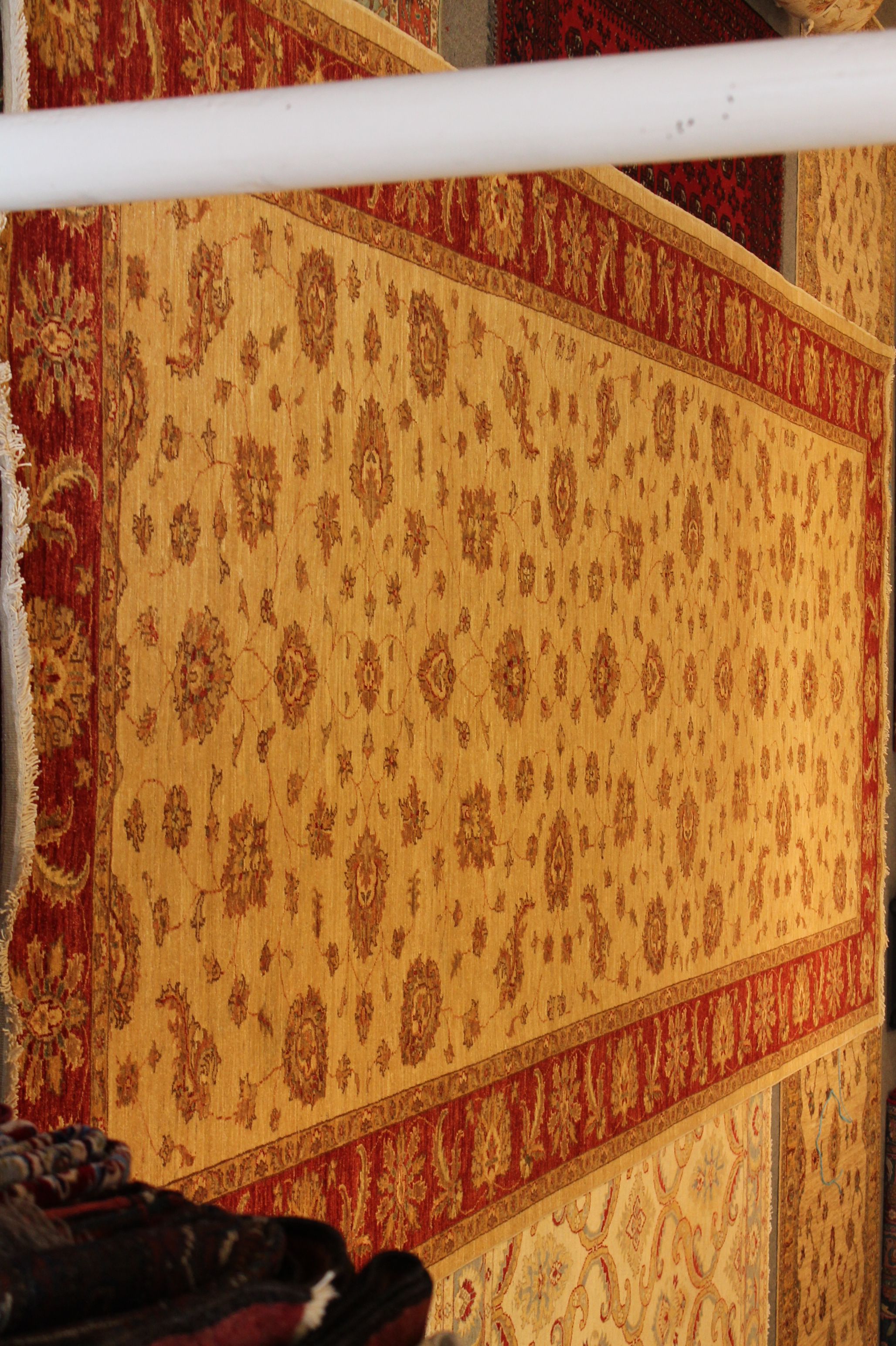 New Kashan carpet