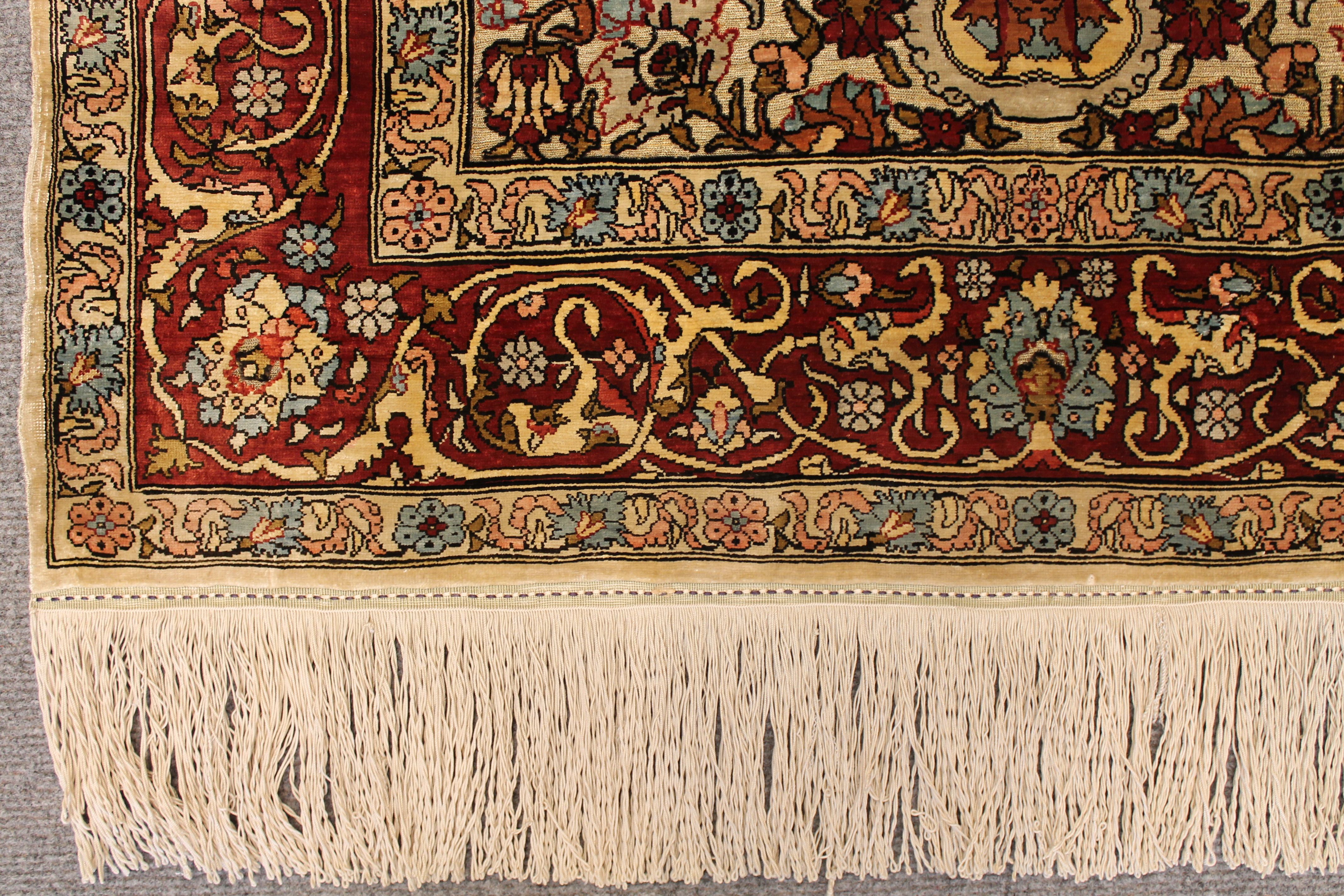 Hereke rug