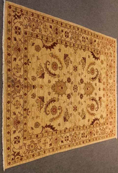 New Mahal rug