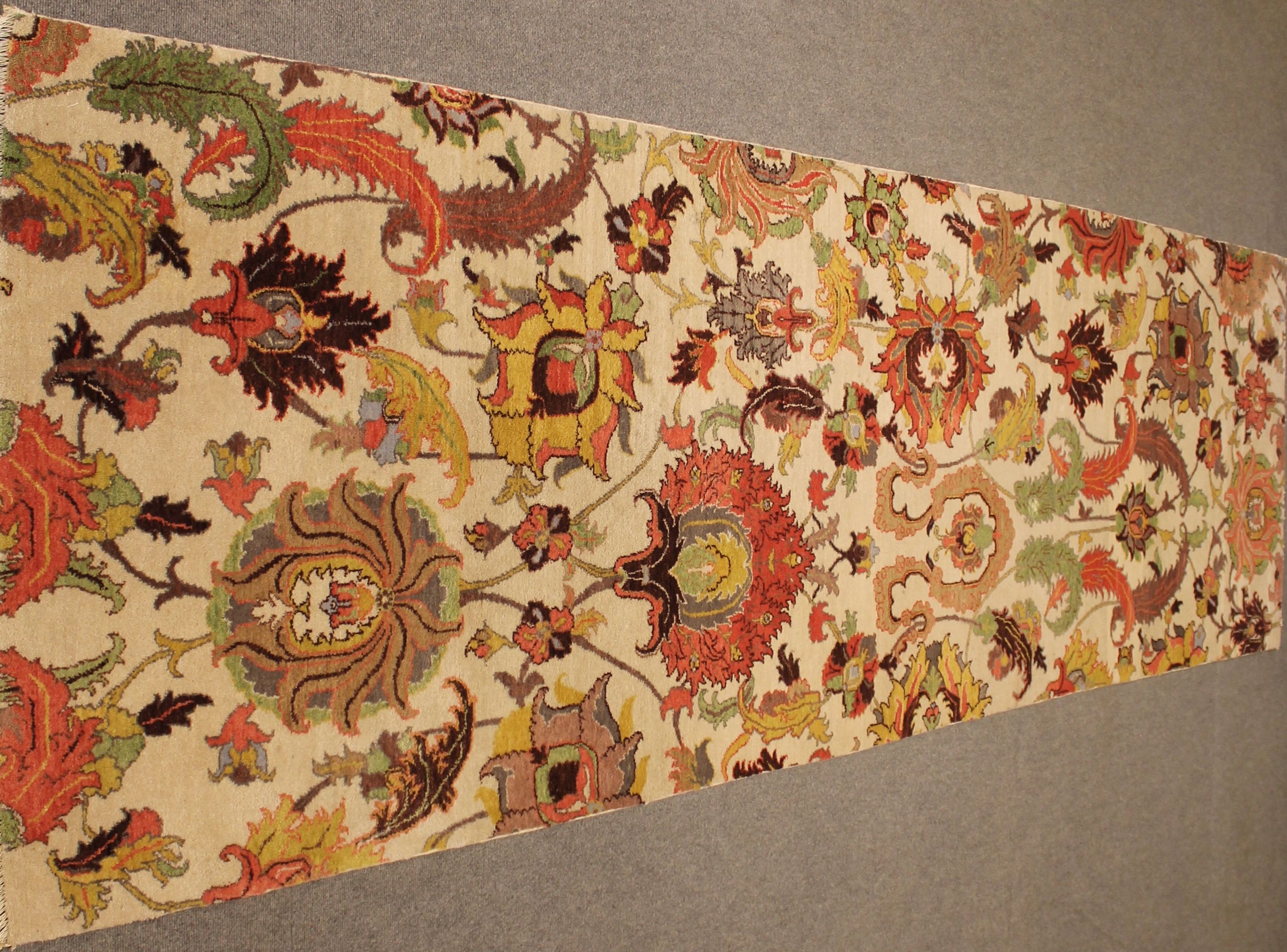 Zihoor long rug