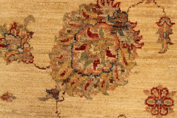New Tabriz rug