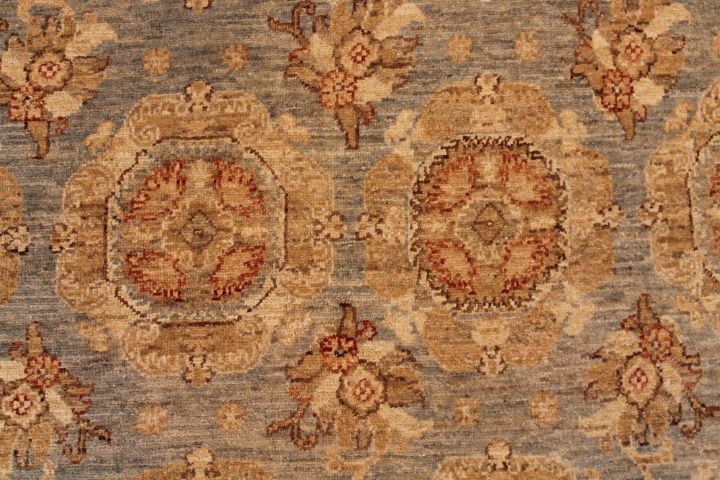 Sultan Abad rug